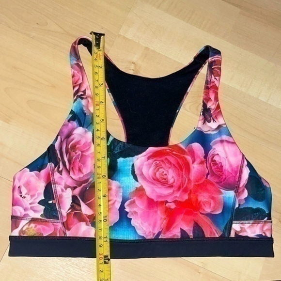 Lululemon set top + inspire crop leggings 8 rose secret garden gently preloved - Picture 13 of 16